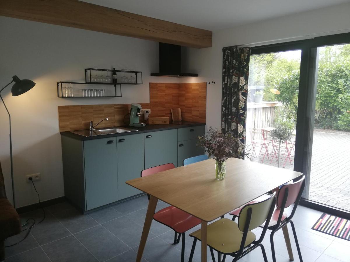 Noest Bed & Breakfast Destelbergen Bagian luar foto